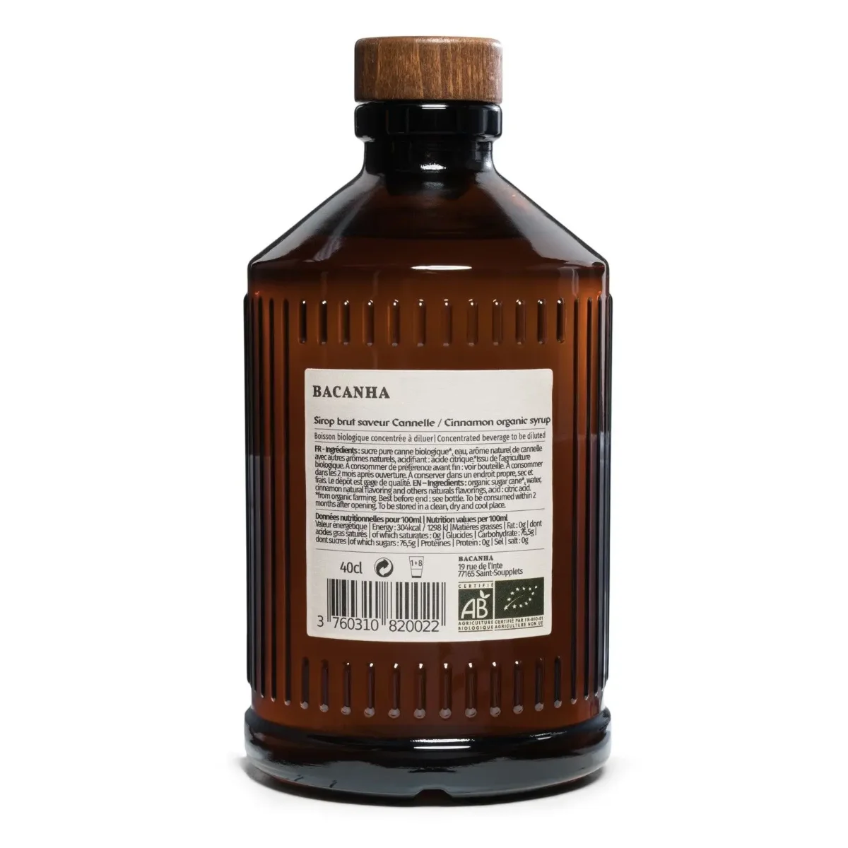 Braune Glasflasche mit Holzverschluss, geriffelte Oberfläche, Etikett mit Produktinformationen, 400 ml.